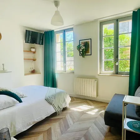 Studio avec cour Appartement Angoulême